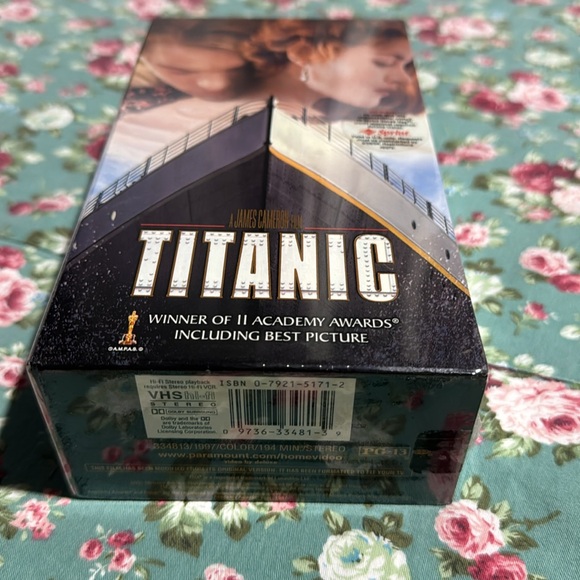TITANIC 📼 movie 🍿 on VHS! Original factory sealed. Excellent condition! 2tapes - Picture 10 of 10